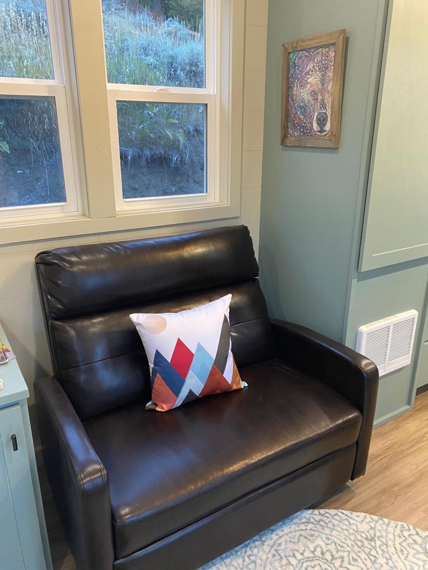 Two Bears Inn Bed & Breakfast 레드 로지 외부 사진